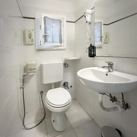 Meuble Agavi Szálloda *