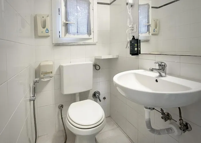 Meuble Agavi Hotel *